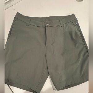 Men’s Lululemon Olive shorts